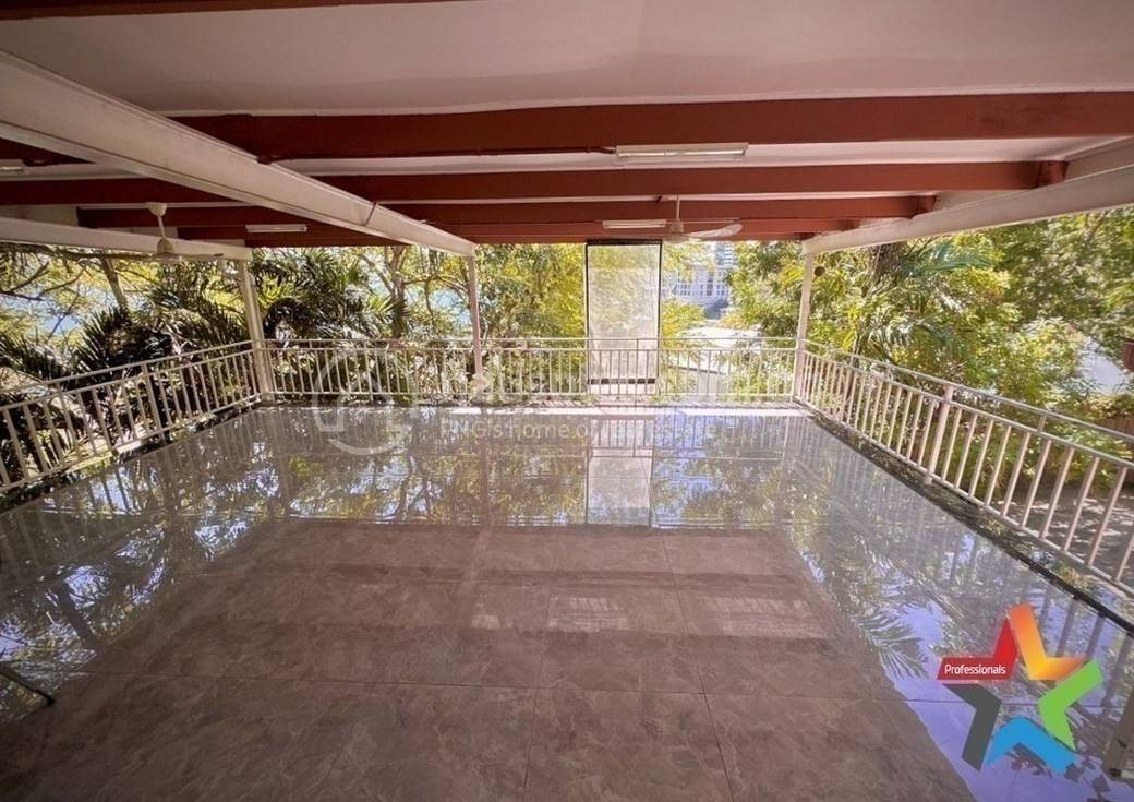 K5,500 House