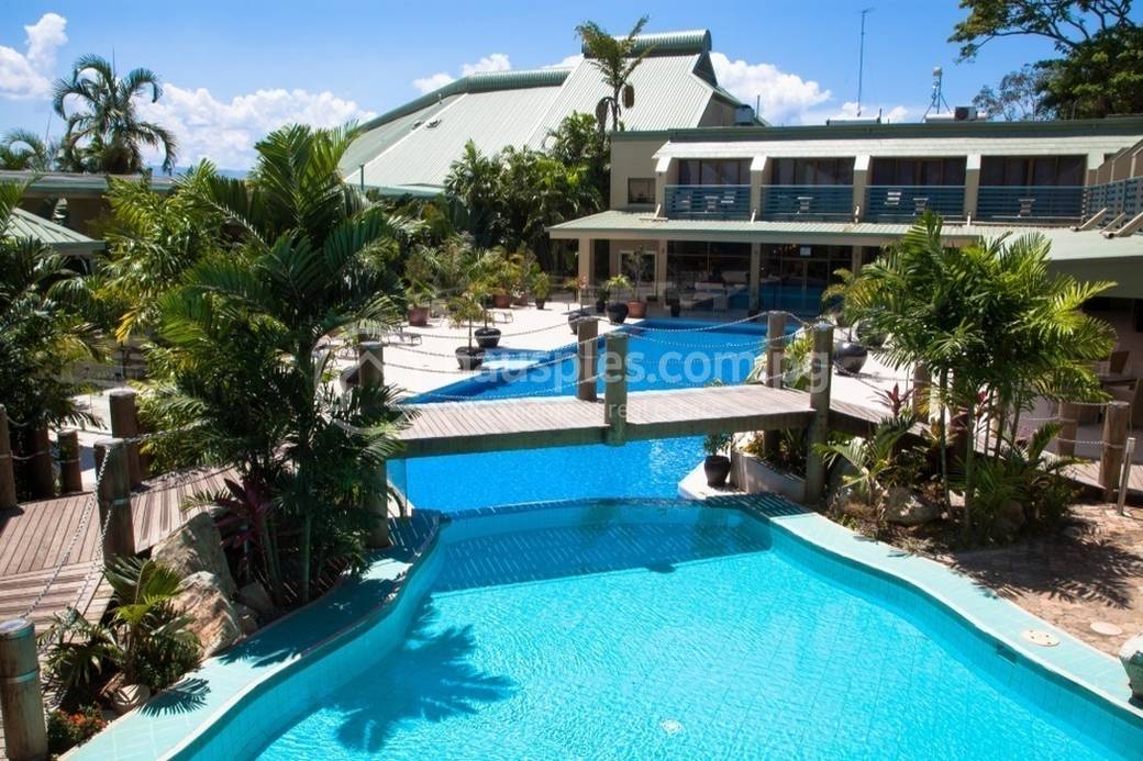 Coral Sea Hotels - Gateway Hotel & Ela Beach Hotel | POA Apartment Buildings