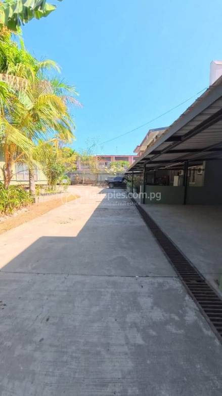 Apartment For Rent with 1 Parking Space