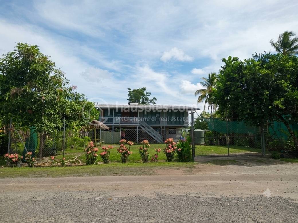 K900,000 House