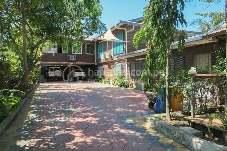 9 Bedrooms Block of Units For Sale