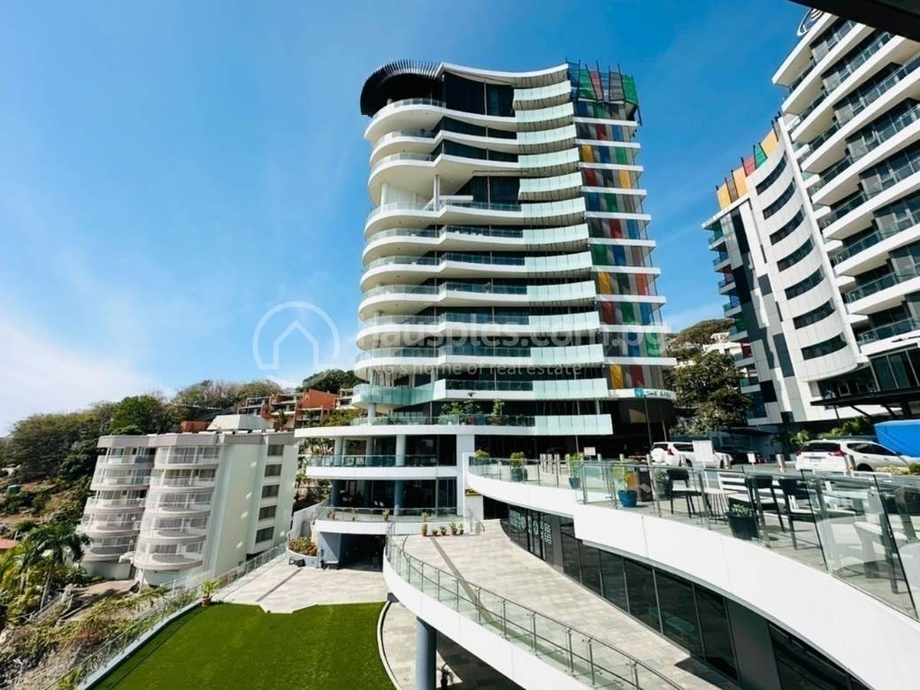 FOR LEASE: LUXURIOUS 3 BEDROOM APARTMENT IN TOWN ( OB 402 )