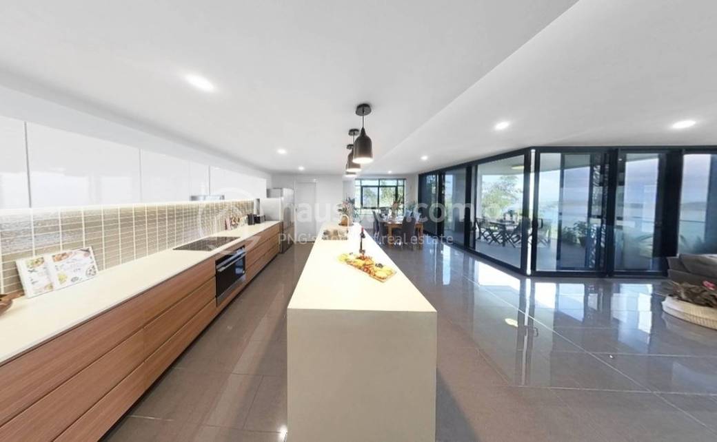 130 sqm Land Size Apartment For Rent