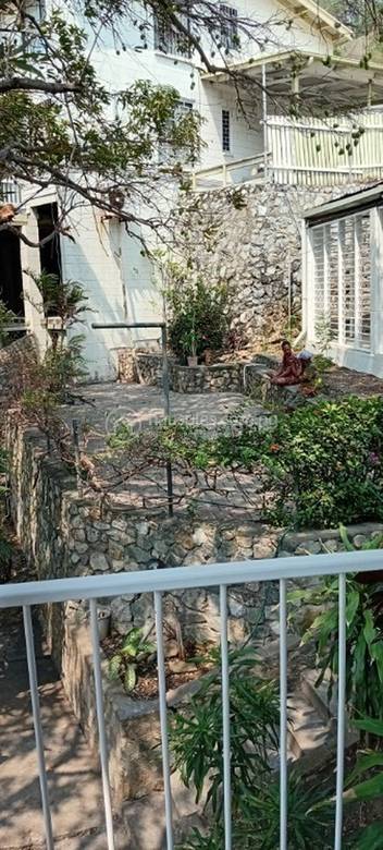 3,175 sqm Land Size House and lot For Sale