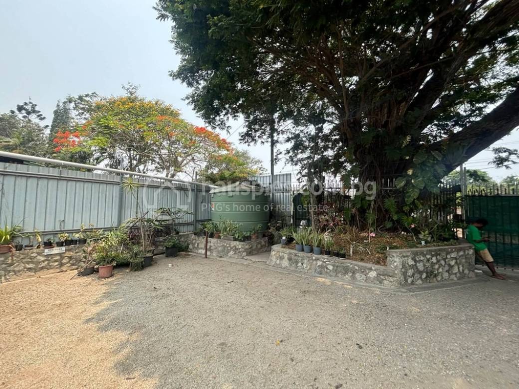 Apartment For Rent with 1 Parking Space