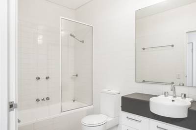 Apartment For Rent with 3 Parking Space
