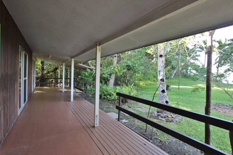 102 Moore Street, TRINITY BEACH, Cairns & District, 4879, QLD