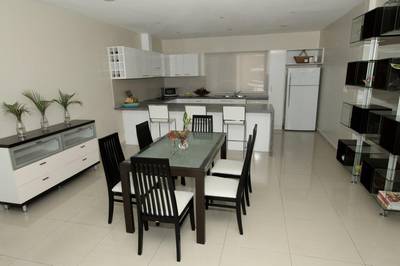 Apartment For Rent with 3 Parking Space