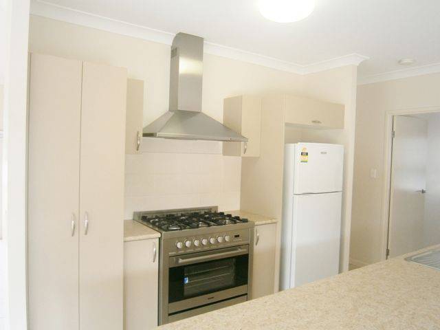 House and lot For Rent in 77 Landsborough Drive, SMITHFIELD, Cairns & District, 4878, QLD