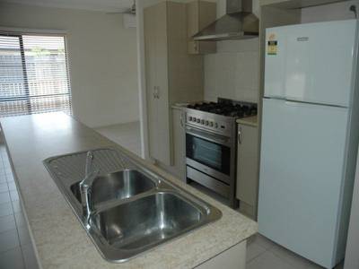 House and lot For Rent in Cairns & District K1,316