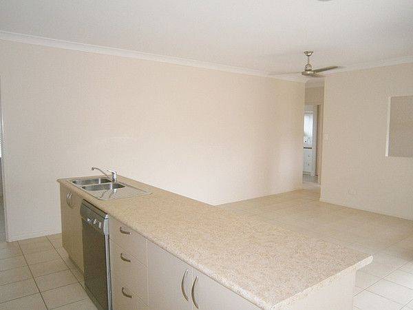 SMITHFIELD House and lot For Rent in SMITHFIELD