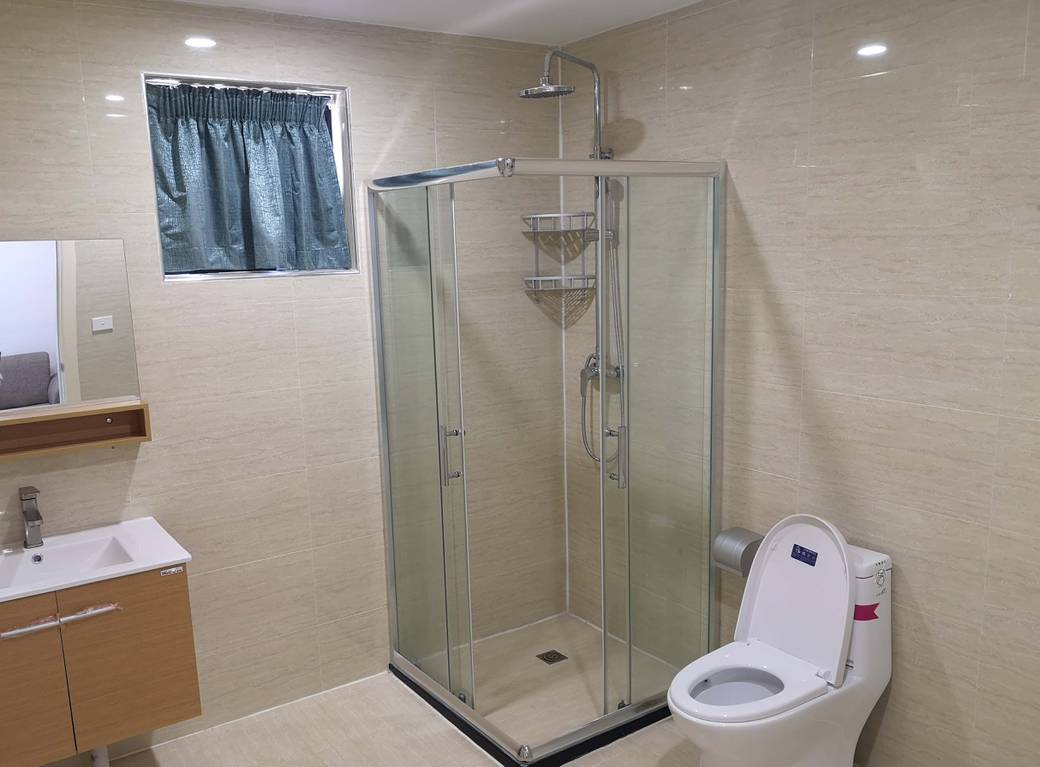 Tennis Court Apartments | Furnished Apartment For Rent