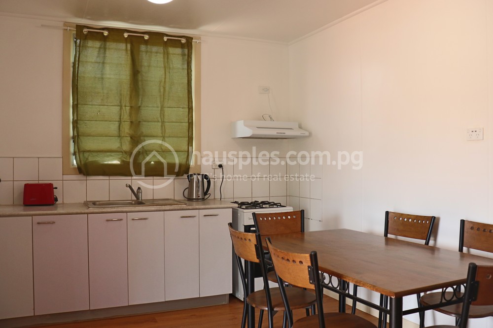 3 Bed & Ensuite 396sqm Valkyrie Estate, 8 mile House for Sale