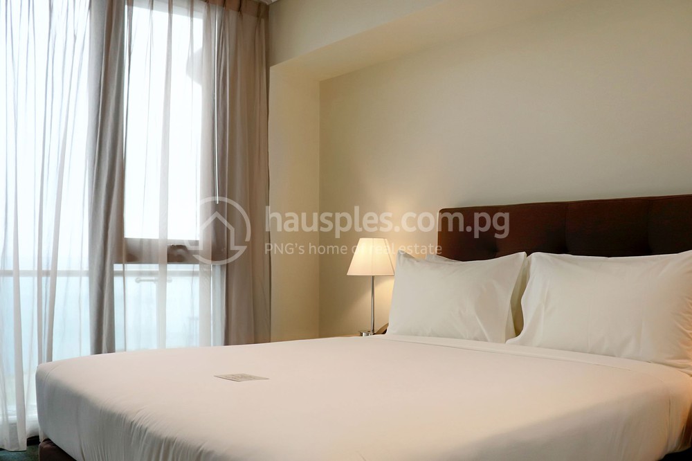3 Bed, 2 Bath Serviced Apartment for Rent in Crowne Plaza Residences