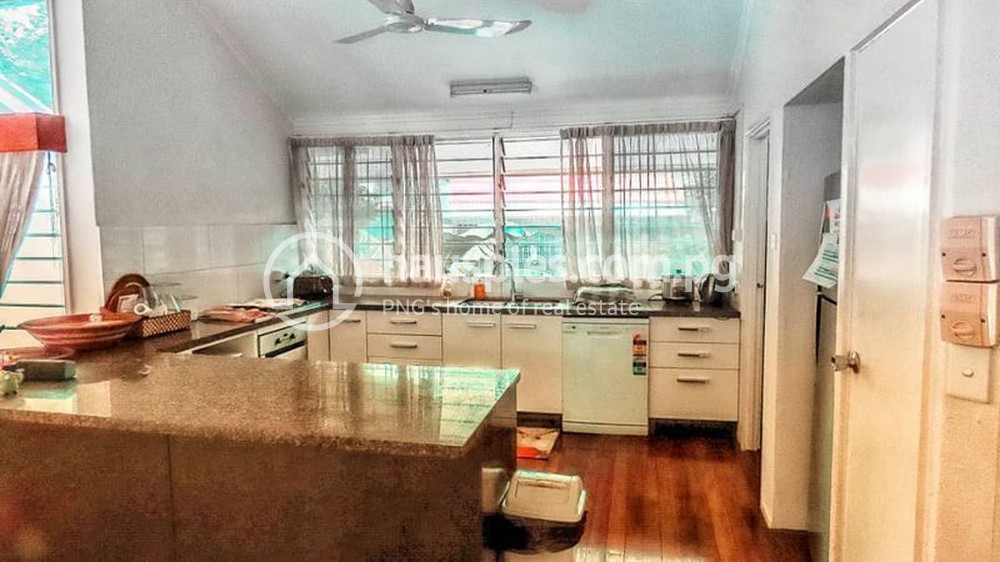 residential House for sale ใน Lae รหัส 15542 5