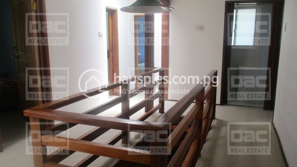 residential House for sale ใน Town รหัส 18192 5