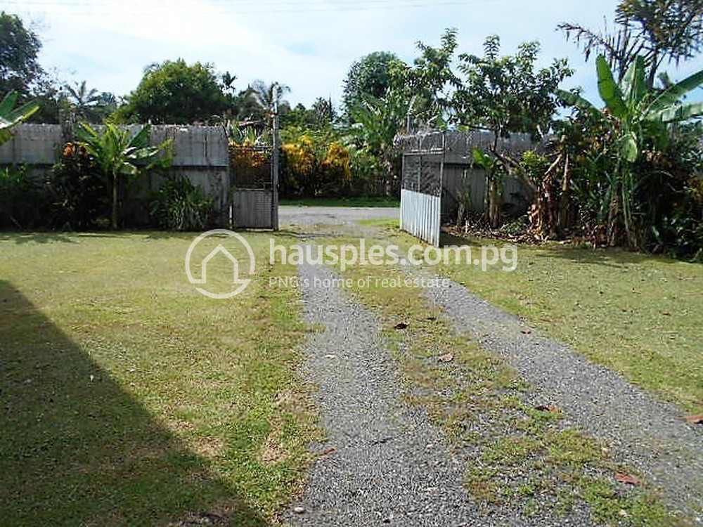 residential House for sale ใน Lae รหัส 18299 8