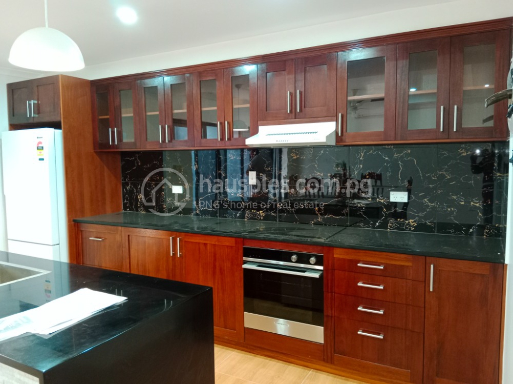 residential Apartment for rent ใน Boroko รหัส 29555 6