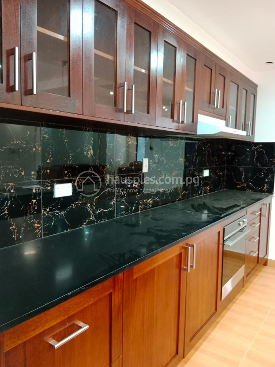 residential Apartment for rent ใน Boroko รหัส 29555 8