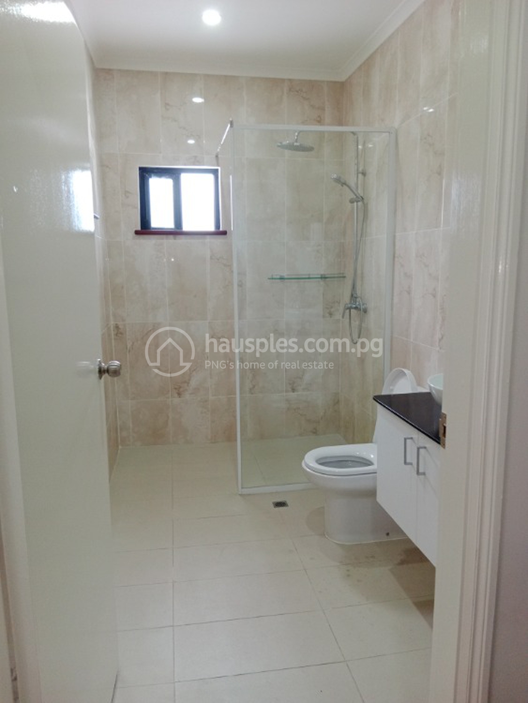 residential Apartment for rent ใน Boroko รหัส 29555 32