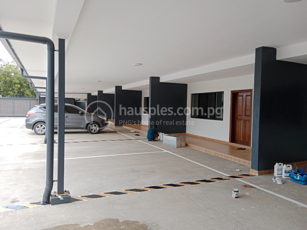 residential Apartment for rent ใน Boroko รหัส 29555 81