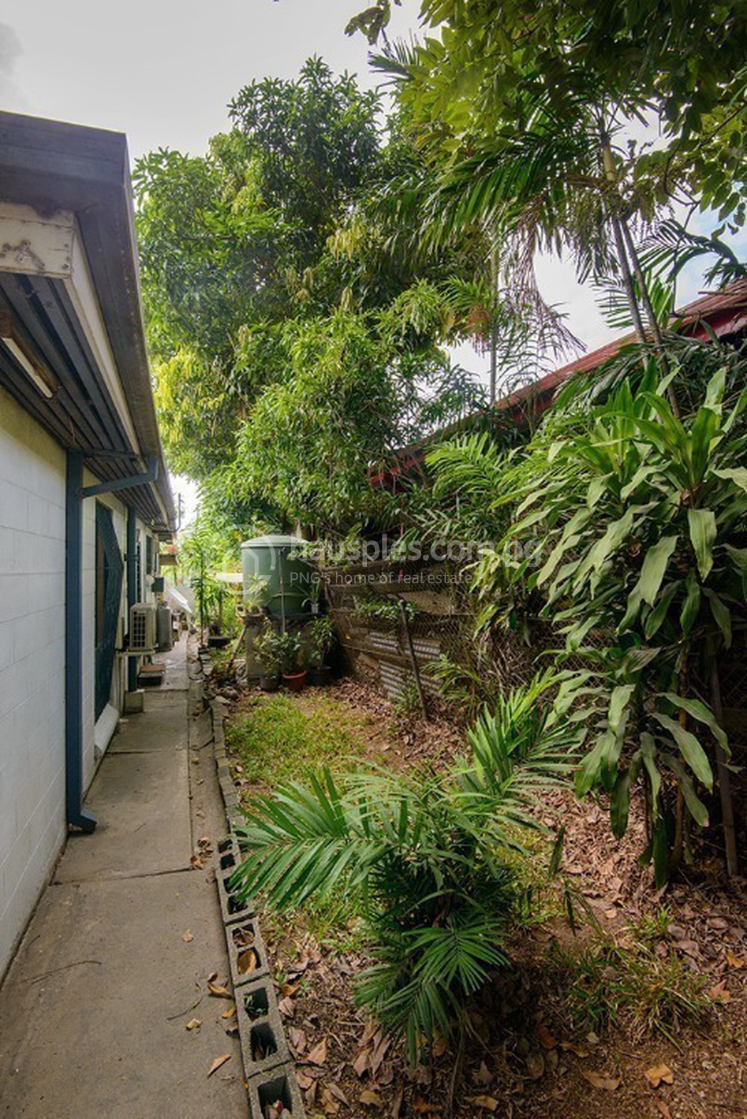 residential House for sale ใน Waigani รหัส 29690 4