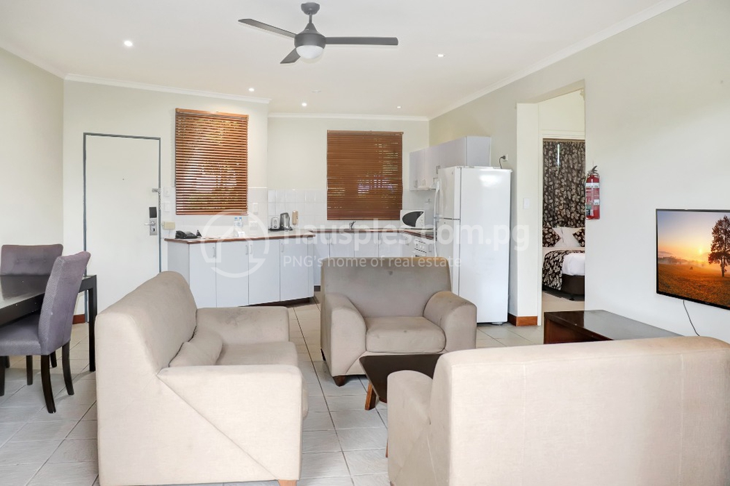 Gateway Hotel & Apartments - Coral Sea Hotels for rent ใน 7 mile รหัส 13114 32