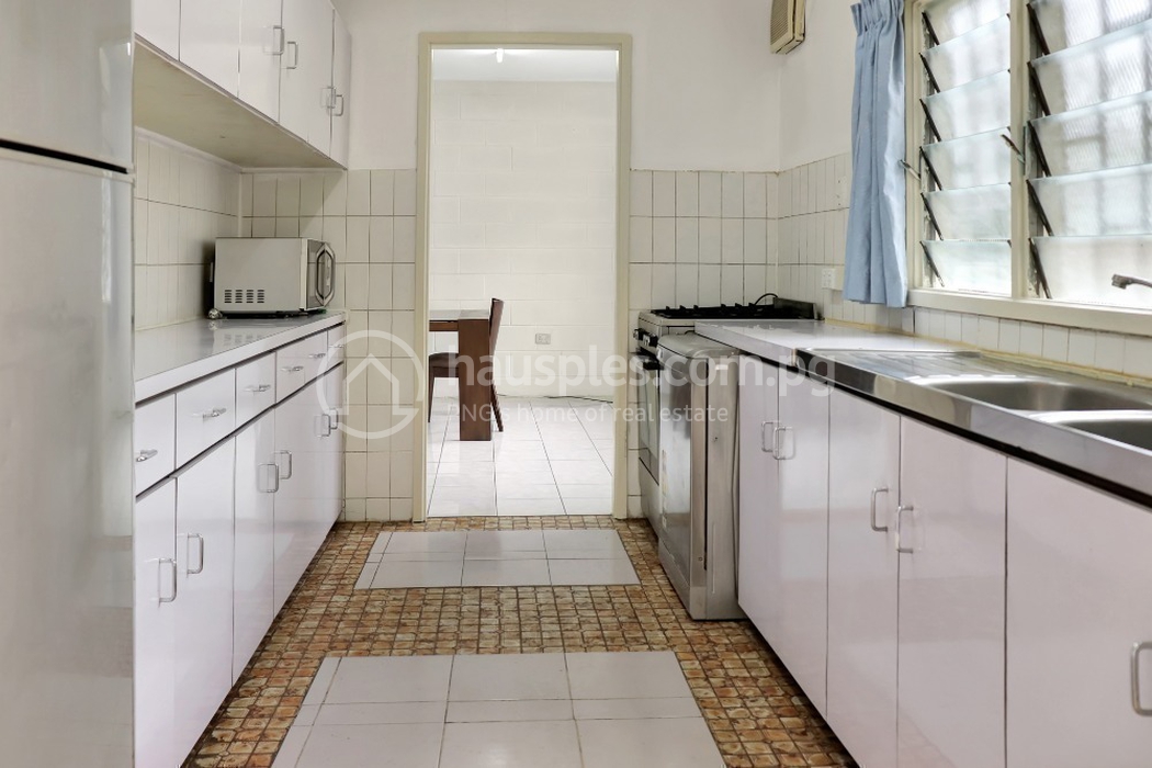 residential Apartment for rent ใน Gordons 5 รหัส 30032 5