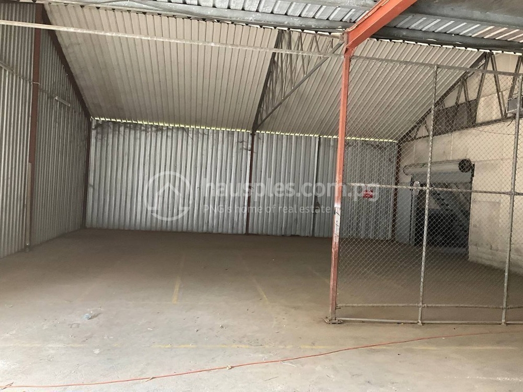 commercial Warehouse for sale ใน Konedobu รหัส 30166 4