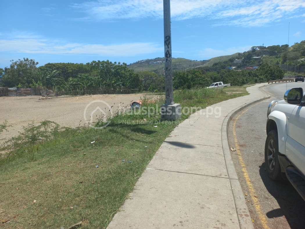 commercial Land for sale ใน 2 Mile รหัส 30240 2