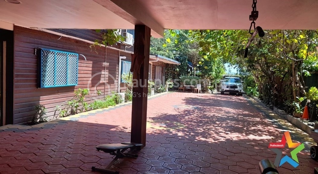 residential BlockOfUnits for sale ใน 8 mile รหัส 30238 12