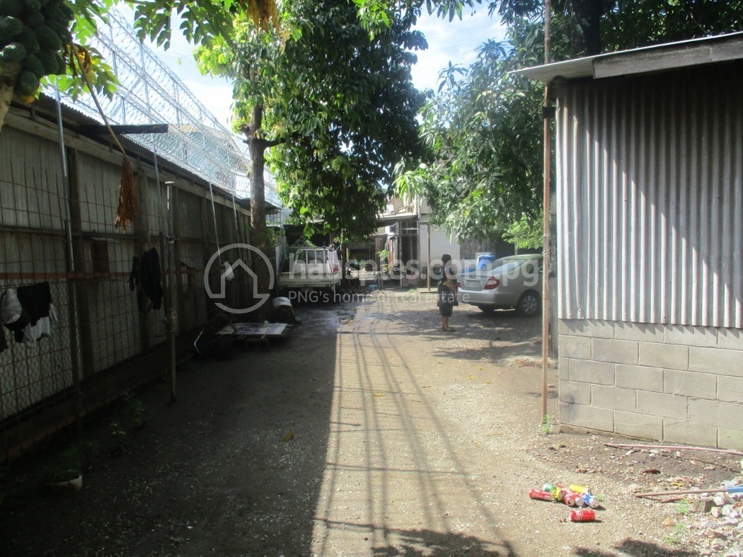 commercial Retail for sale ใน Hohola รหัส 30340 4