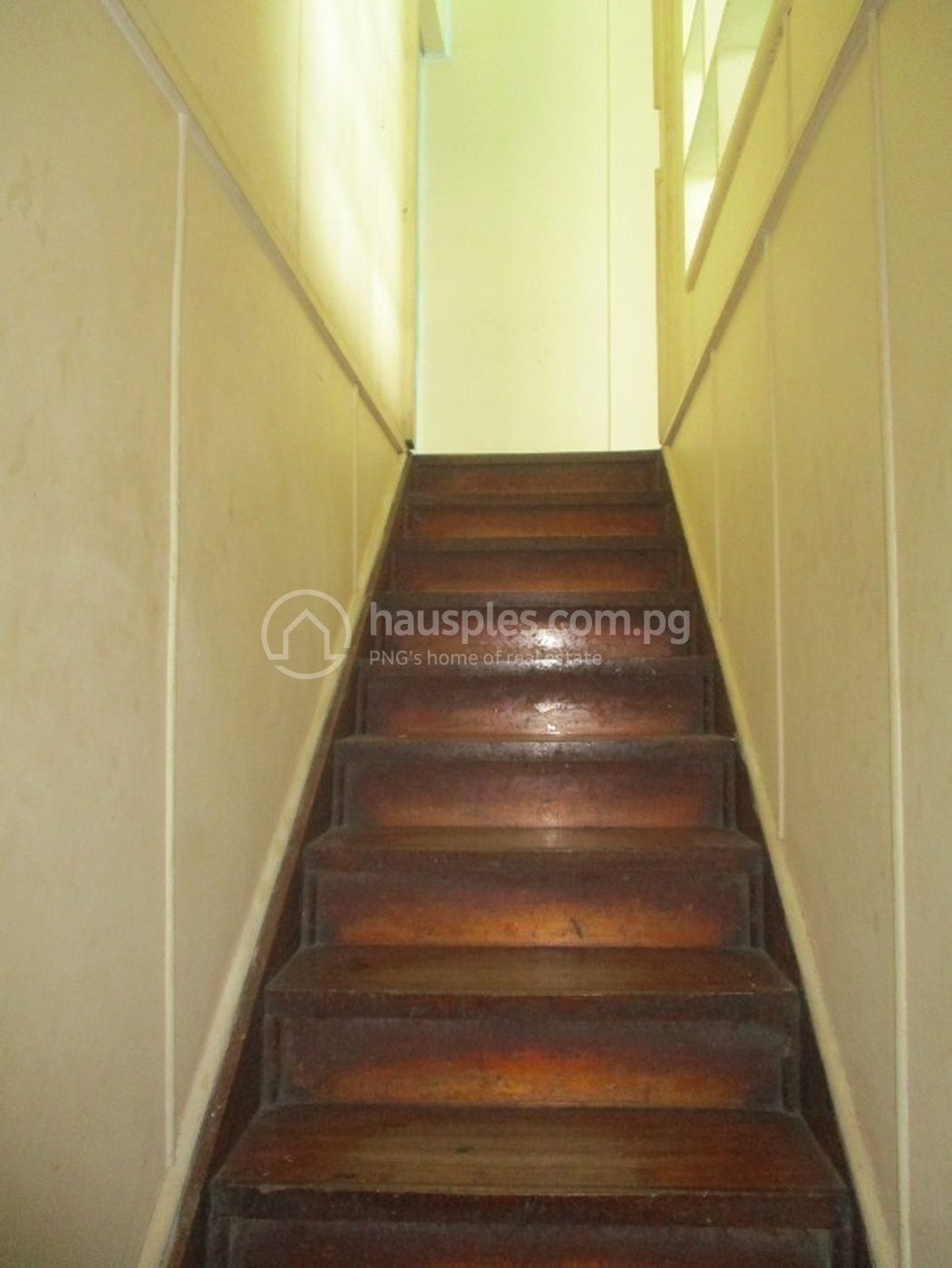 commercial Retail for sale ใน Hohola รหัส 30340 8