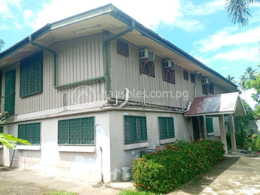 residential BlockOfUnits for sale ใน Lae รหัส 30365 1