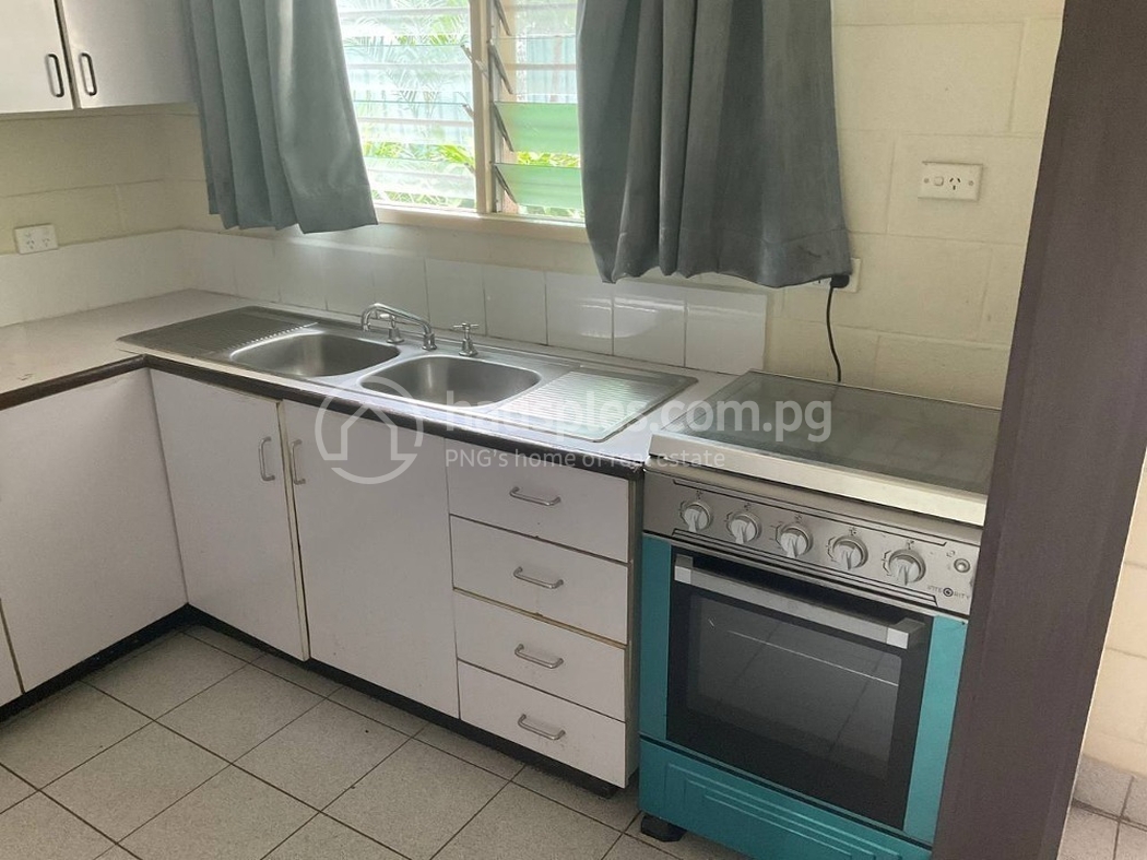 residential BlockOfUnits for rent ใน Boroko รหัส 30431 5