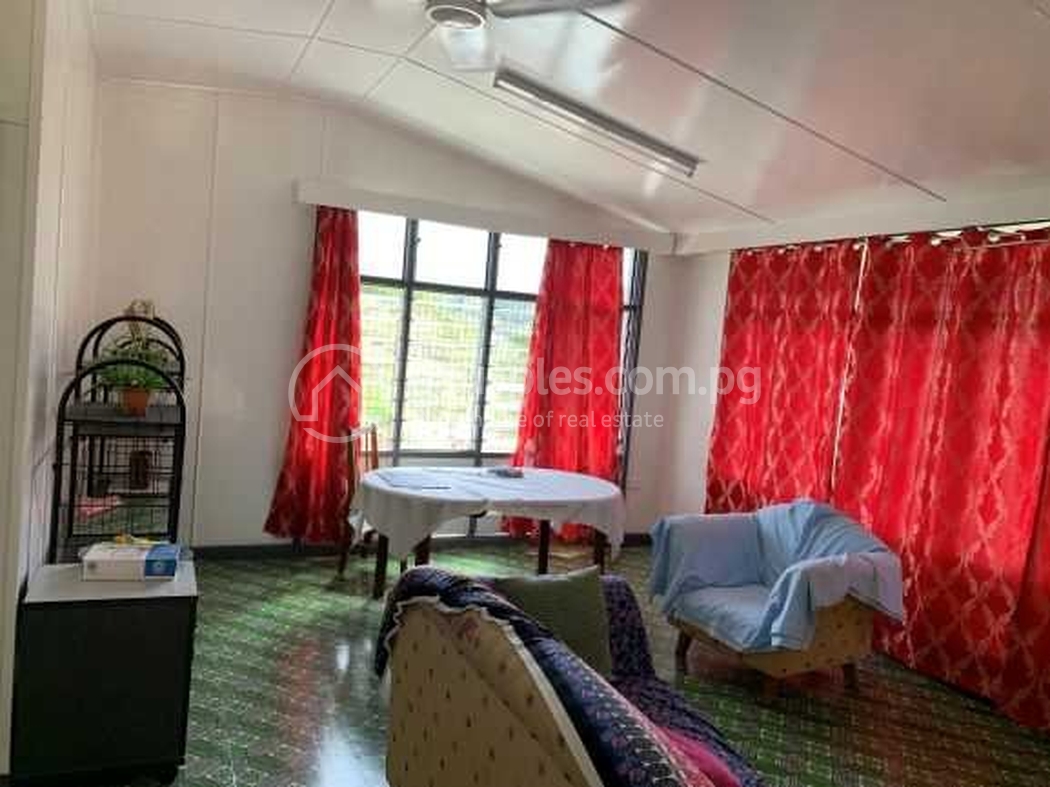 residential BlockOfUnits for rent ใน Tokarara รหัส 31626 7