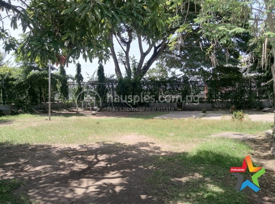 residential BlockOfUnits for rent ใน Boroko รหัส 30550 10