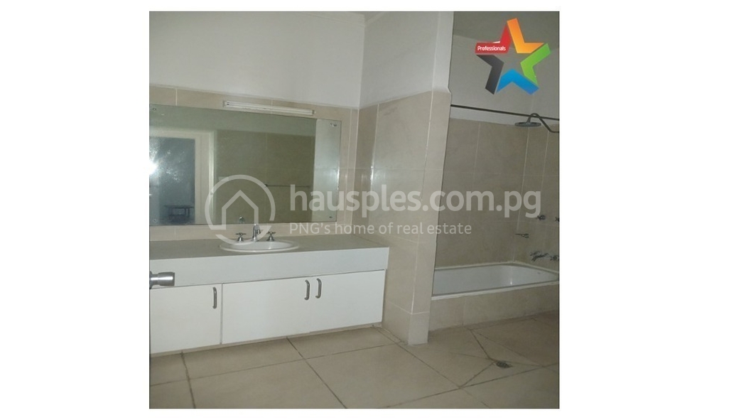 residential Townhouse for rent ใน Other รหัส 30586 8