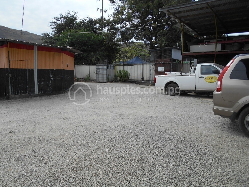 commercial Industrial/Manufacturing for sale ใน Konedobu รหัส 30605 14