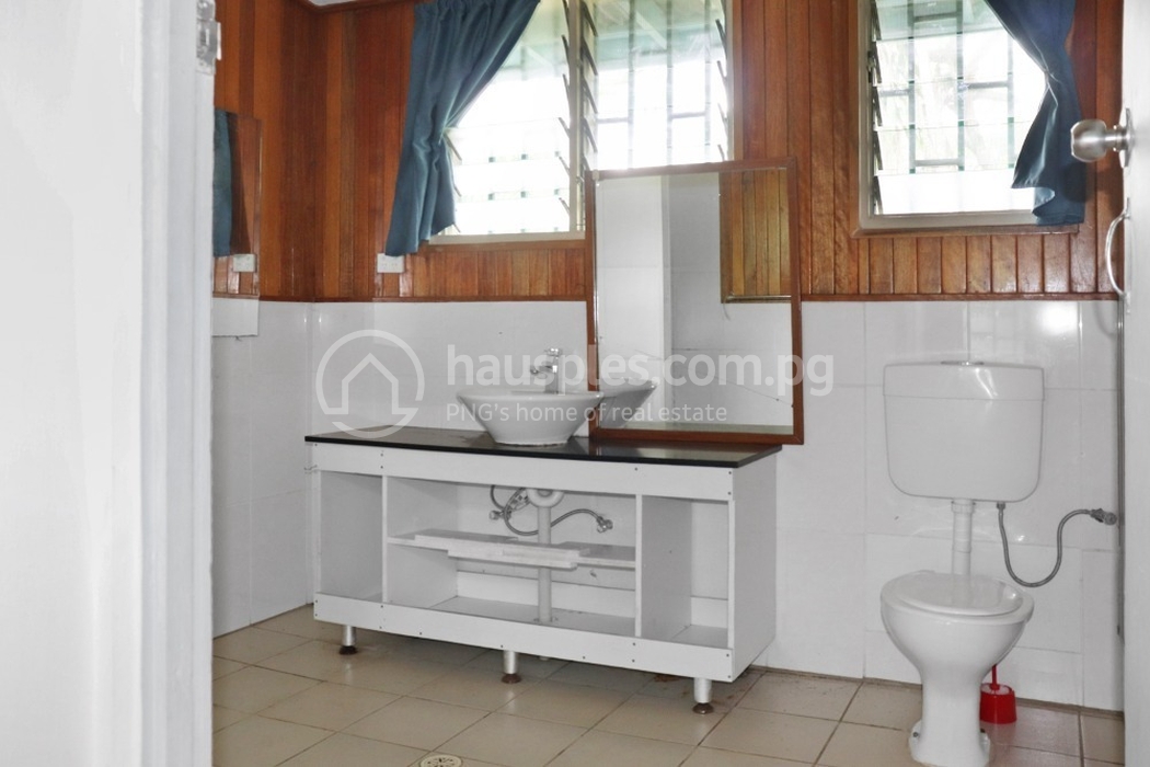 residential House for sale ใน Boroko รหัส 30655 16