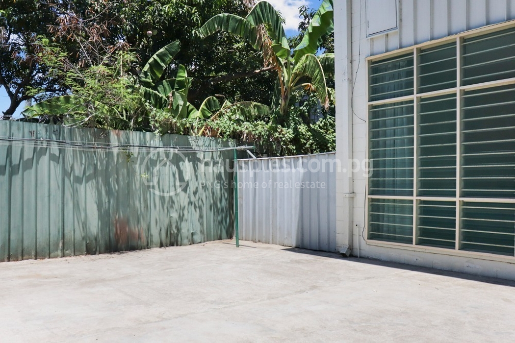 Serene Living Meets Urban Accessibility: Modern Residences on Angau Drive for rent ใน Boroko รหัส 30689 10