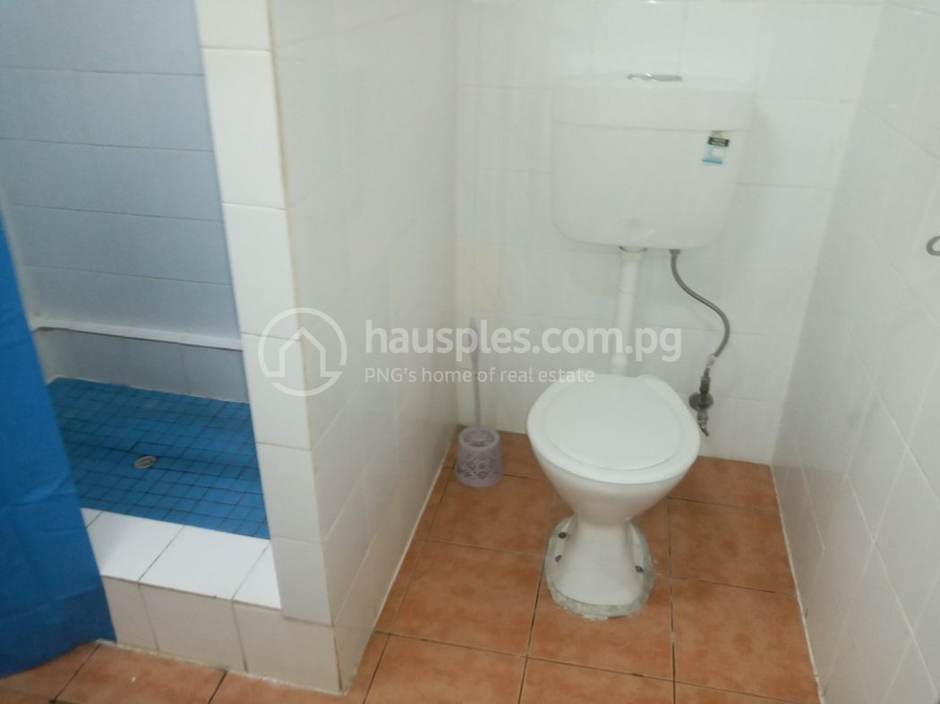 residential DuplexSemi-detached for rent ใน Lae รหัส 30722 9