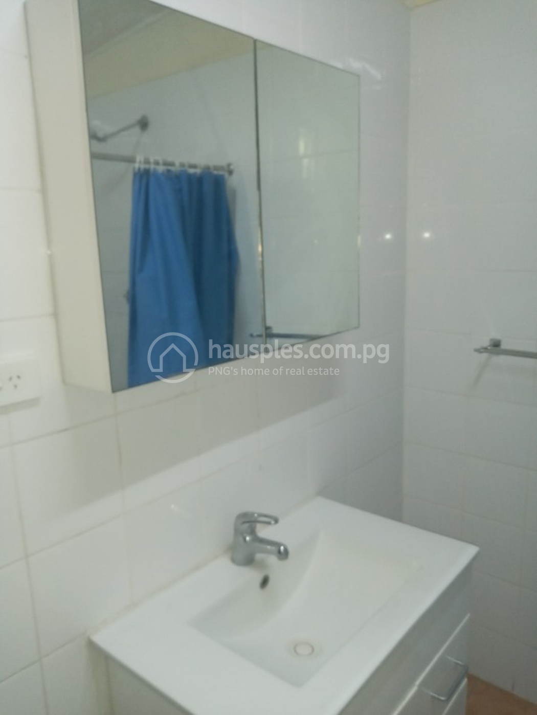 residential DuplexSemi-detached for rent ใน Lae รหัส 30722 10