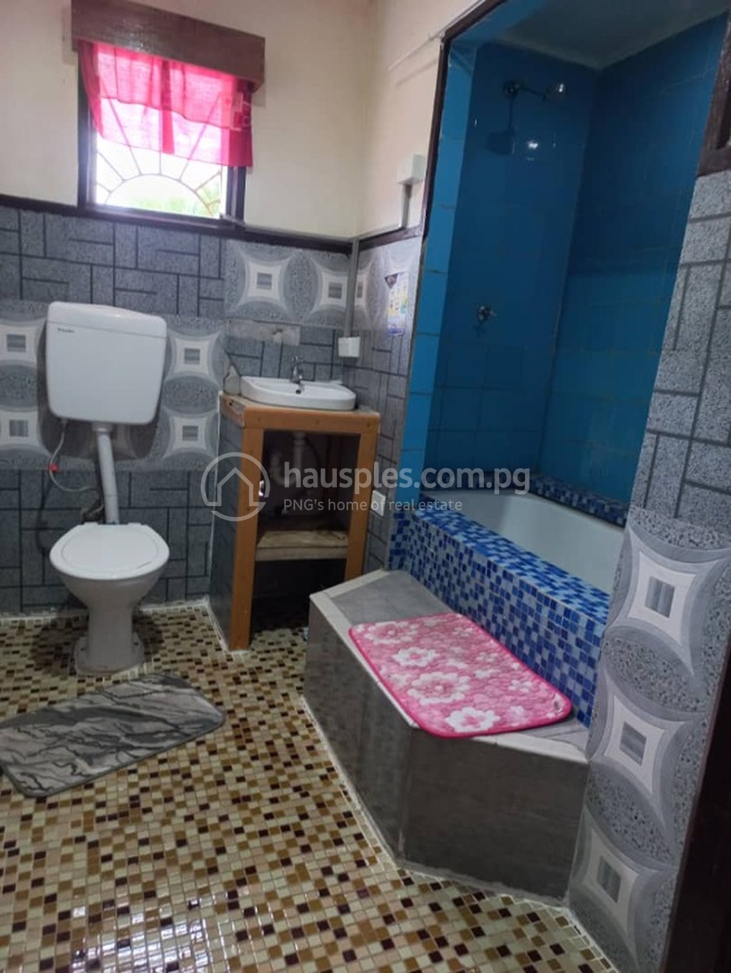 residential BlockOfUnits for rent ใน Lae รหัส 30724 6