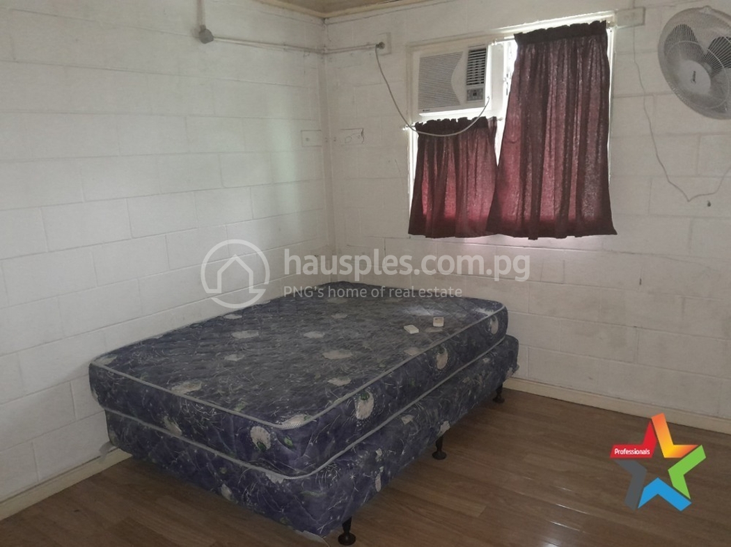 residential BlockOfUnits for rent ใน Boroko รหัส 30550 9