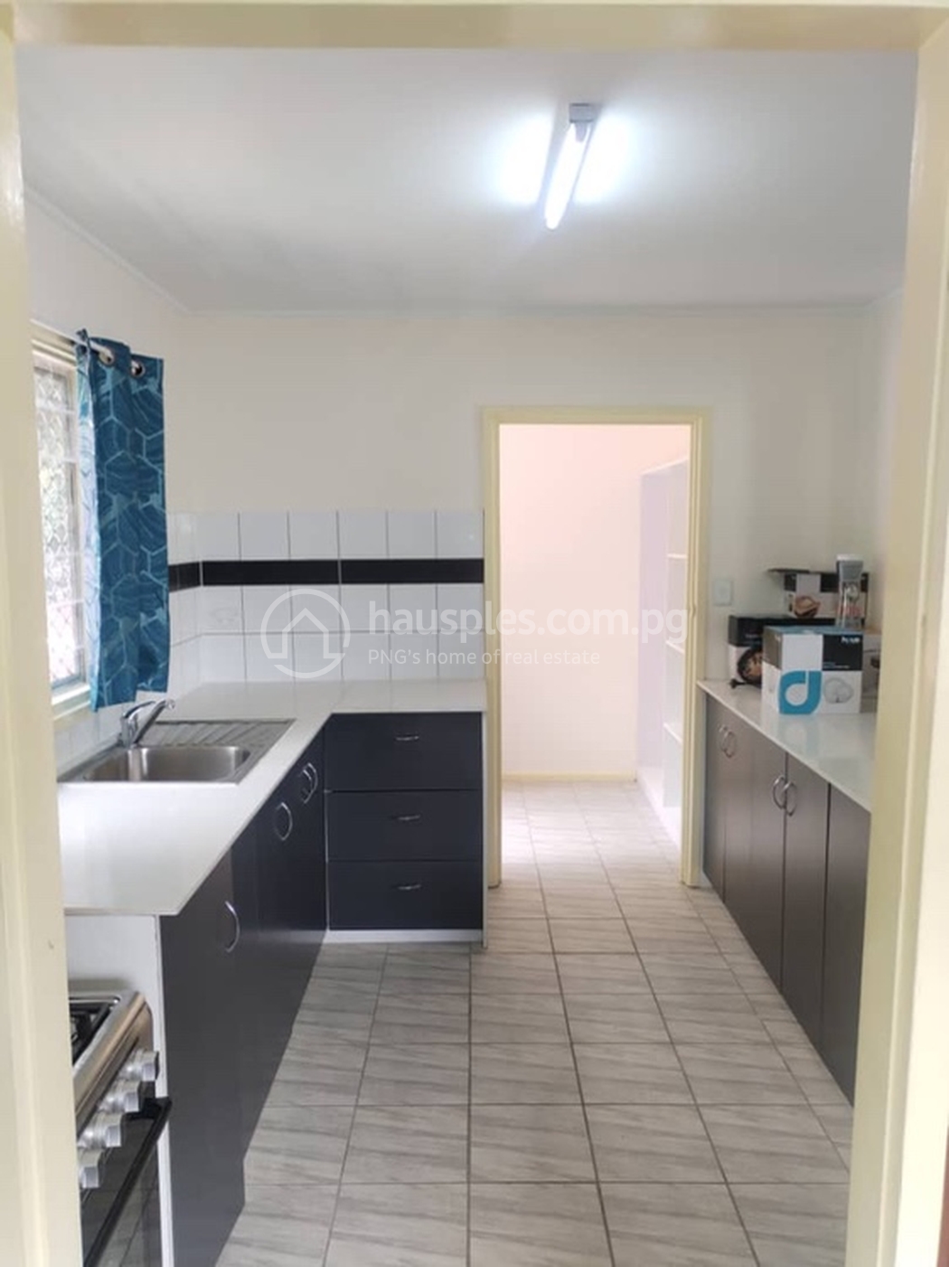 residential BlockOfUnits for rent ใน Korobosea รหัส 30758 2