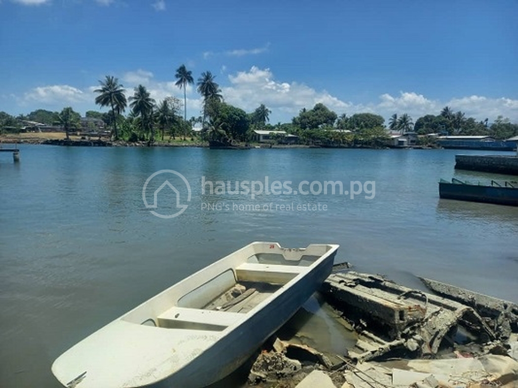 commercial Warehouse for sale ใน Madang รหัส 30760 2