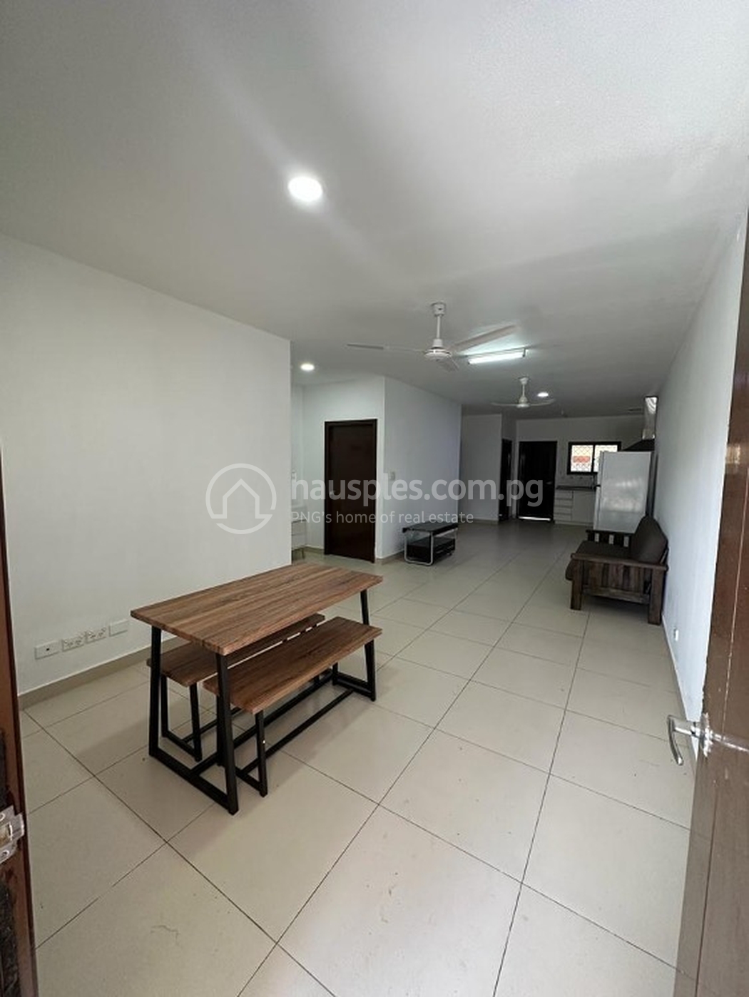 residential House for sale ใน 7 mile รหัส 30874 3