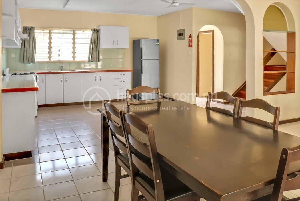 residential Apartment for rent ใน Boroko รหัส 30831 3