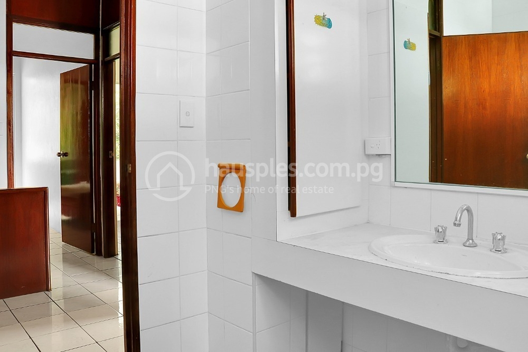 residential Apartment for rent ใน Town รหัส 30858 13